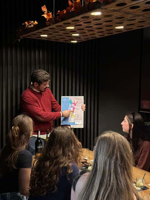 Porto: 5 Port Wine Tasting with Delicious Pairings - What you learn beyond port, and why it helps later