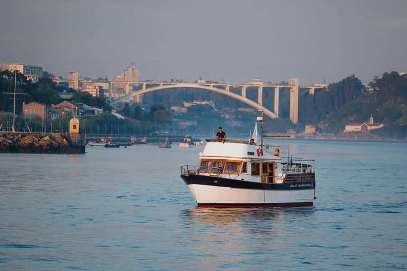 Porto: 6 Bridges Port Wine River Cruise with 4 Tastings - Why Porto’s 6-Bridge Port Cruise Feels Like a Shortcut to Knowing the City