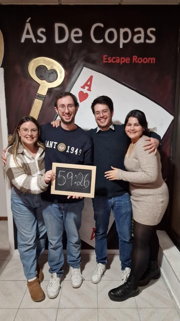 Porto: Ace of Cups Escape Room Expereince - Your first minutes: briefing, teamwork setup, and getting moving