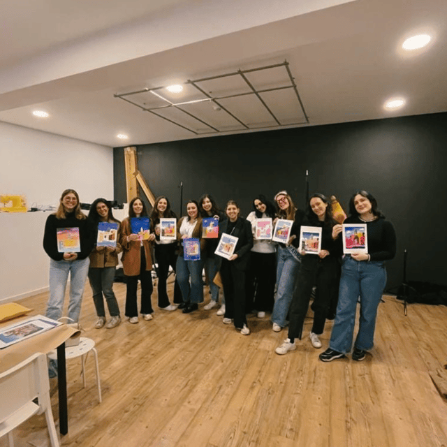 Porto: Acrylic Painting Workshop for Groups - Antero Quental - Who this Porto workshop is best for, and who might skip it