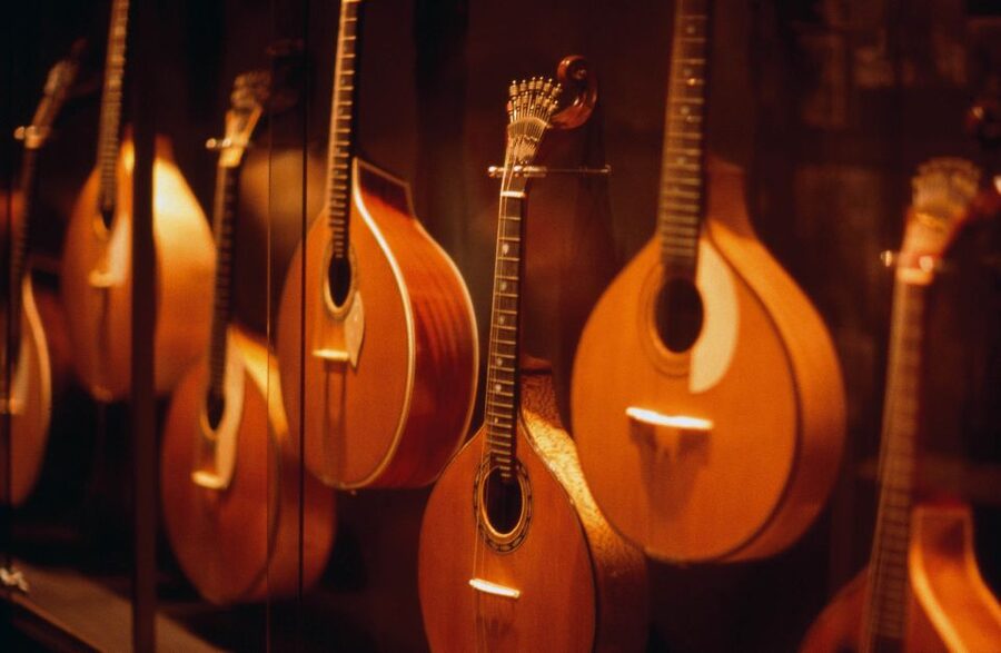Porto: All-Inclusive Fado Dinner Show and Night Tour - Fado and saudade: what you are hearing and why it hits