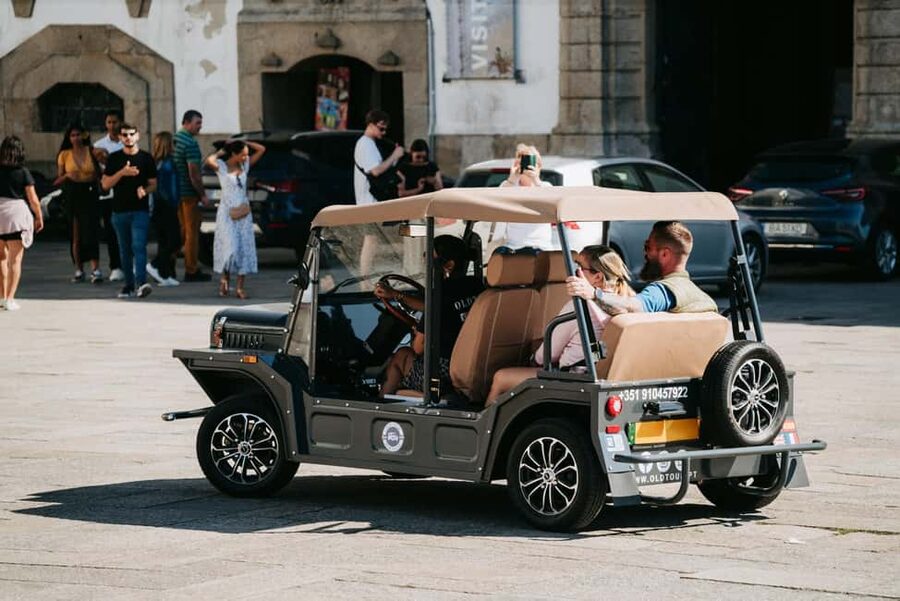 Porto and Foz: Private Douro City Tour in an Electric Ford T - Foz do Douro and Praia do Molhe: Your Atlantic Break
