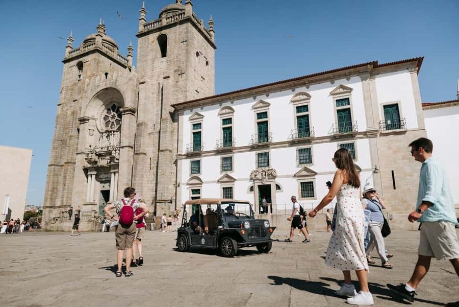 Porto and Foz: Private Douro City Tour in an Electric Ford T - Getting Around Porto’s Narrow Streets Without the Curb Stress