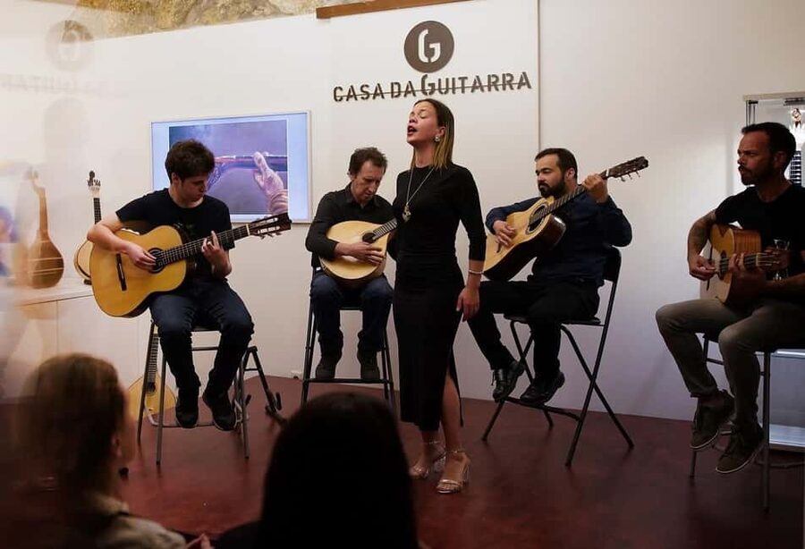 Porto: Authentic Fado Show, Port Wine & Handmade Instruments - Before the singing: how they set the mood without killing the vibe