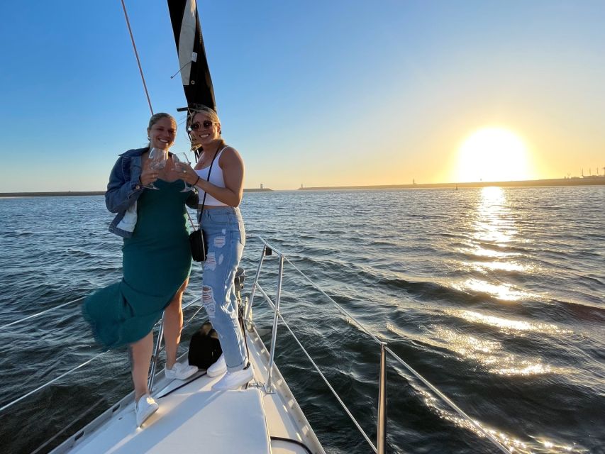 Porto: Best Charming Sailboat Cruise Sunset - Dolphins and other sea surprises, without the pressure