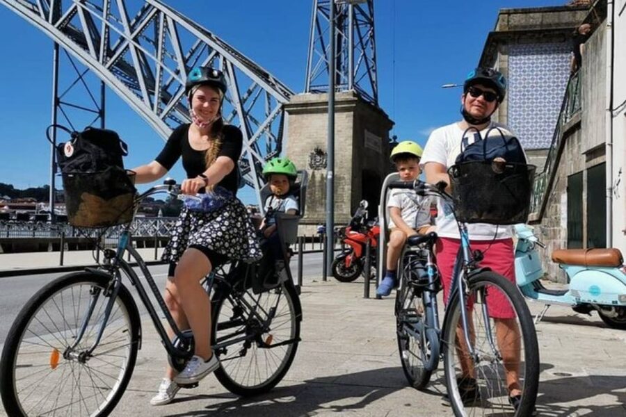 Porto: Bicycle Rental - City Parks Bike Paths: The Smart Route for First-Timers