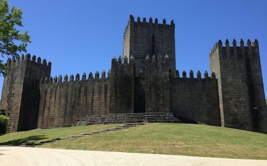 Porto: Braga and Guimarães Private Day Tour with Local - Should You Book This Private Tour from Porto?