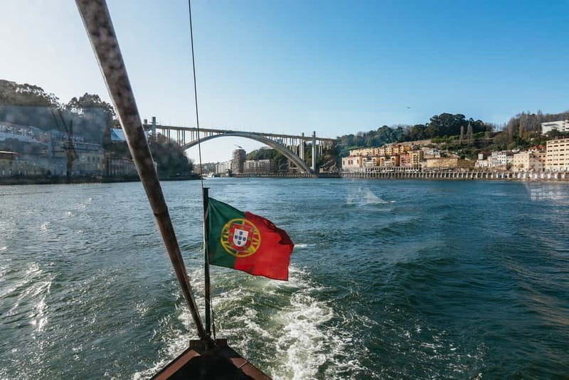 Porto: Bridges Cruise with Wine Cellar Tour or Sunset Option - Sunset Bridges Cruise: same idea, later timing