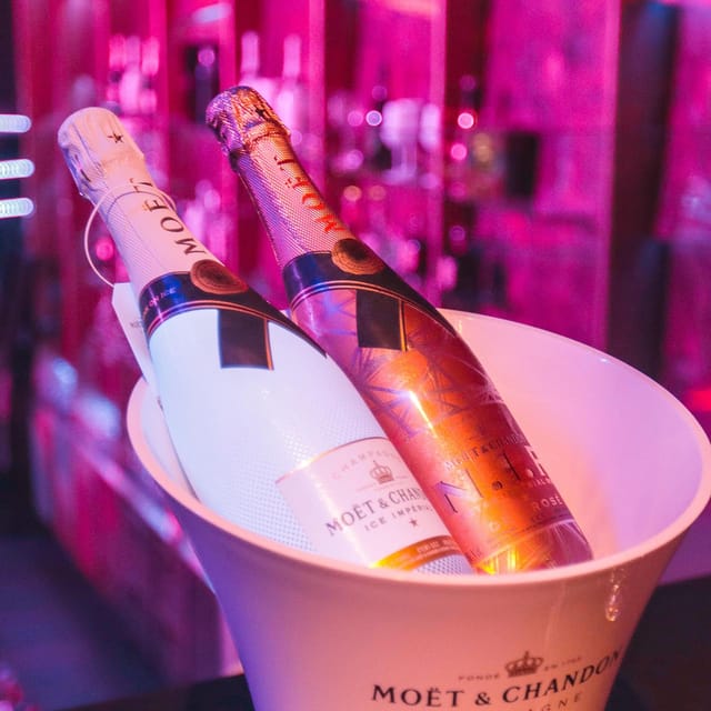 Porto: Cabaret & Pole Shows, with a Welcome Drink! - Inside Mask Porto, Porto’s adult cabaret-and-pole night