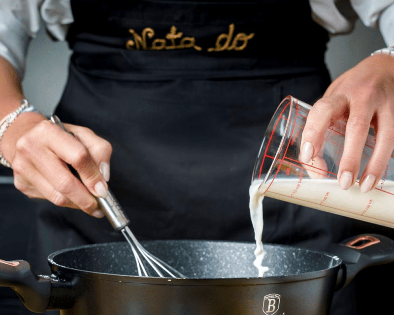 Porto center- Workshop “A nata do BJ” making pasteis de nata - Baking Time Rituals: Drinks, Music, and a Breather