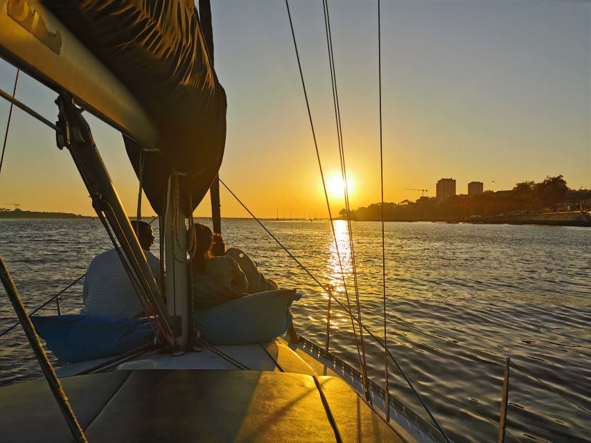 Porto: Charming Sailboat Cruise with Port Wine,Sunset Option - Choosing your starting point: Afurada or Gaia, plus the bridge views