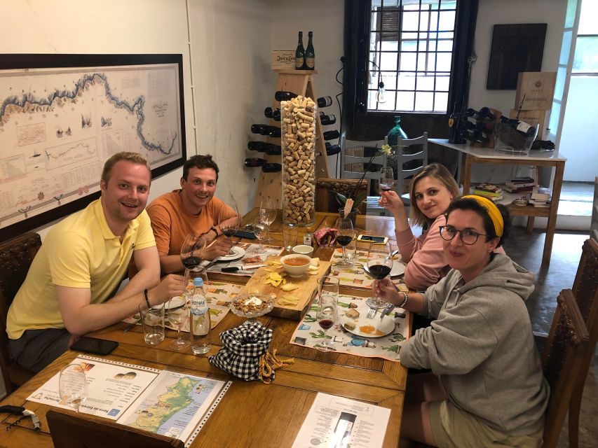 Porto: Cheese and Port Wine Tasting in a Unique Place - A few smart ways to enjoy it even more