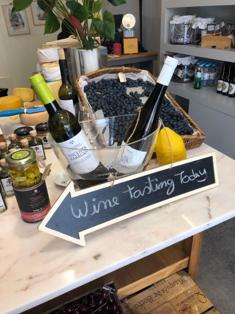 Porto: Cheese and Port Wine Tasting in a Unique Place - The extras that make the tasting feel complete