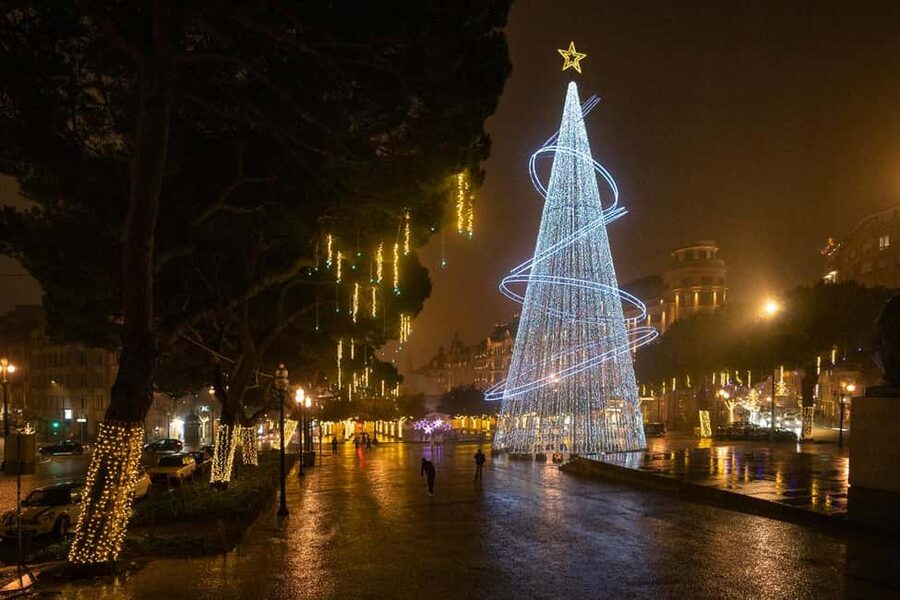 Porto: Christmas Lights Flexible Walking Tour - The Route at a Glance: 3.5 km, 30+ Points, and a Start Window That Fits Real Life