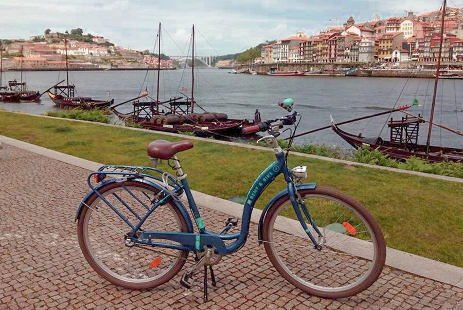 Porto: City Bike Rental - Where You Pick Up the Bike: Miragaia, Rua Nova da Alfândega