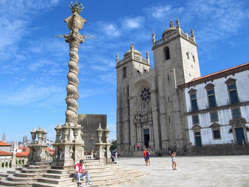 Porto: City Center Walking Tour - What you get for about $17, and why it can be good value