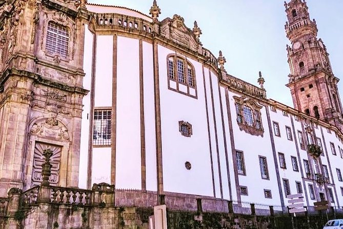 Porto City Private Tour with Hotel Pickup - São Bento Railway Station: the free stop that is easy to over-credit