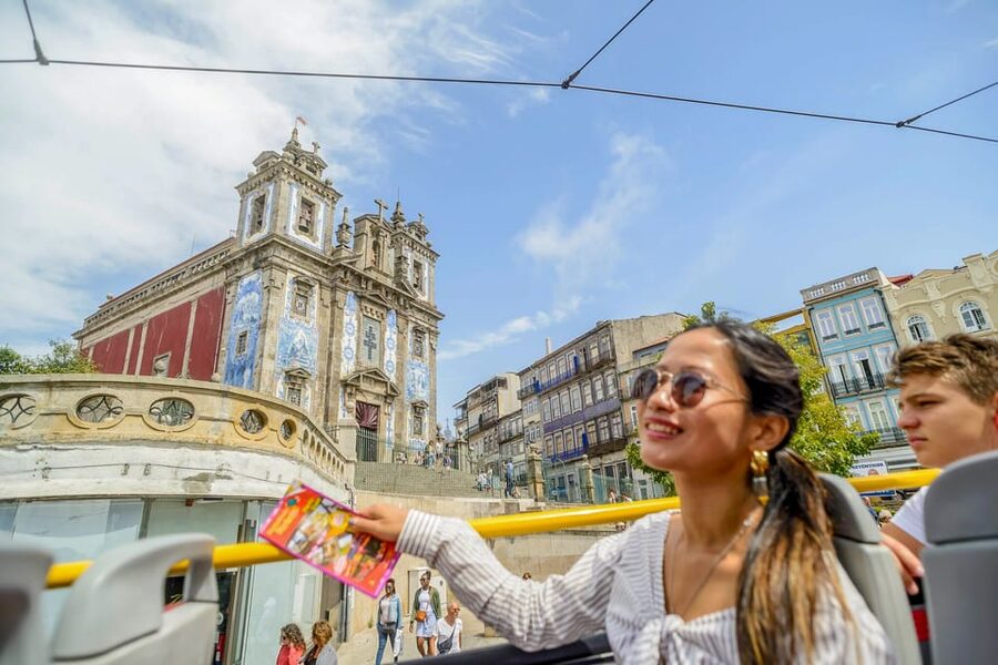 Porto: City Sightseeing Hop-On Hop-Off Bus Tour - Starting at Batalha: First Departures, Frequencies, and a Smart Game Plan
