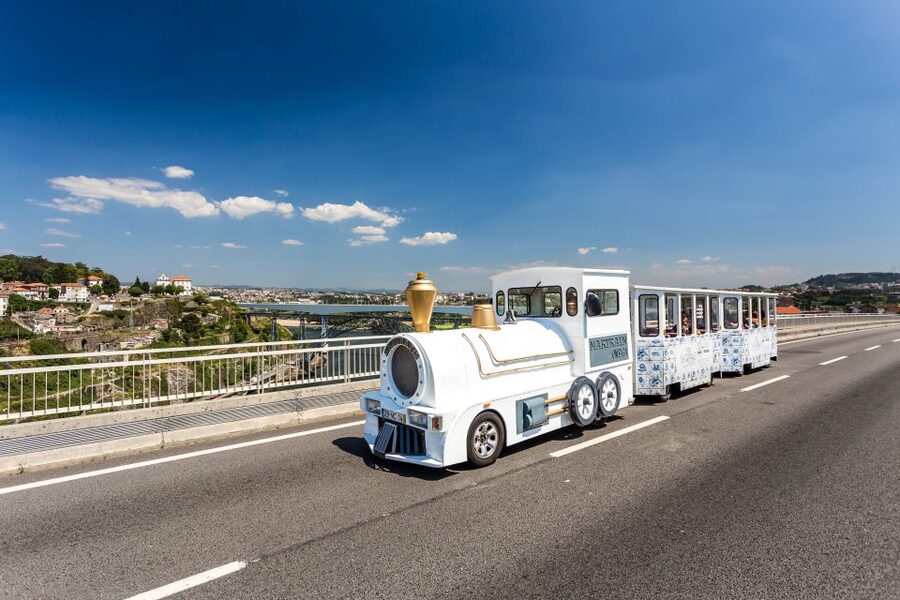 Porto: City Train Tour, River Cruise & Wine Cellar - The Magic Train Ride: Porto’s Big Monuments, Loudspeaker Audio