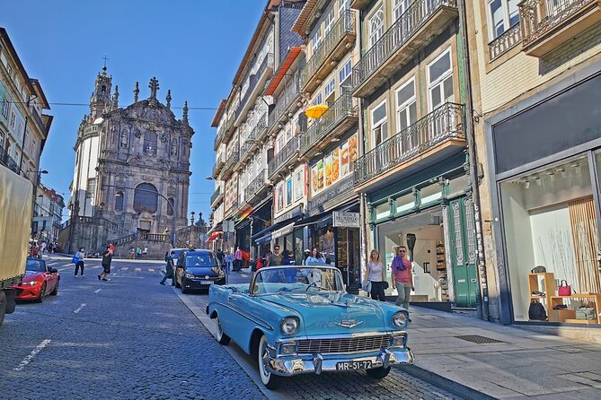 Porto Classic Car Tour - Vintage Experience - Cais de Gaia lunch: wine with a view, with time to slow down