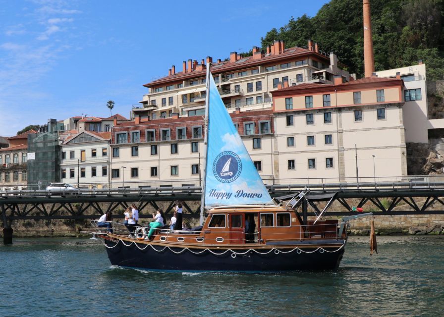 Porto: Classic Sailboat Cruise Along the Douro River - Stop 1: Marina da Afurada start point