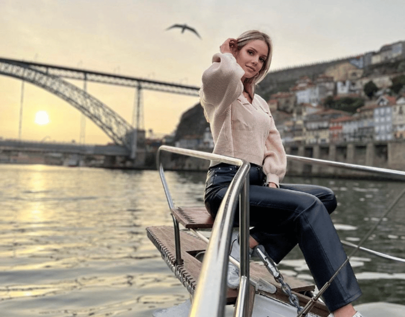 Porto: Classic Sailboat Cruise Along the Douro River - Stop 2: Arrábida Bridge passing by