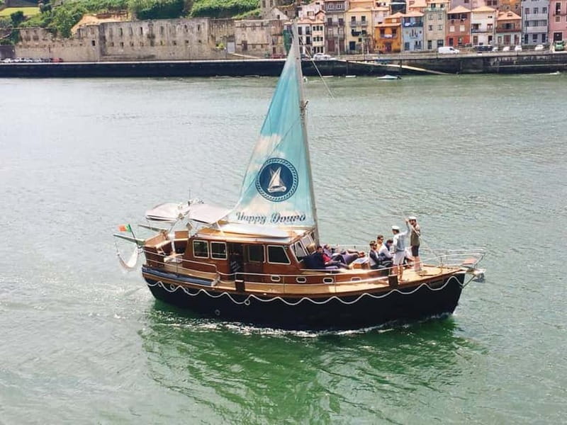 Porto: Classic Sailboat Cruise Along the Douro River - Meeting at Marina da Afurada, then getting your bearings fast