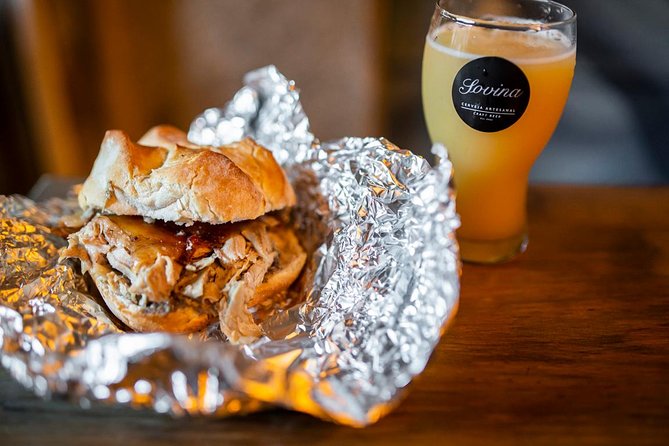 Porto Craft Beer Tour: 7 Beers + 3 Food Pairings in a Small Group - Stop 2: Mercado do Bolhão, where fresh food and beer make sense together