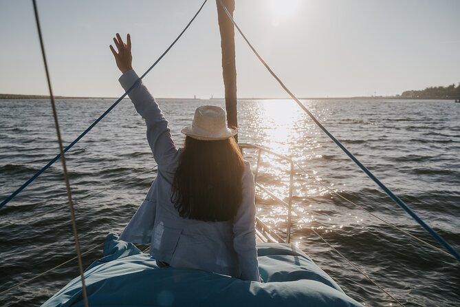 Porto: Cruzeiro privado rio douro até 8 pessoas com wine tasting - Weather, wind, and what to expect when the sea is moody