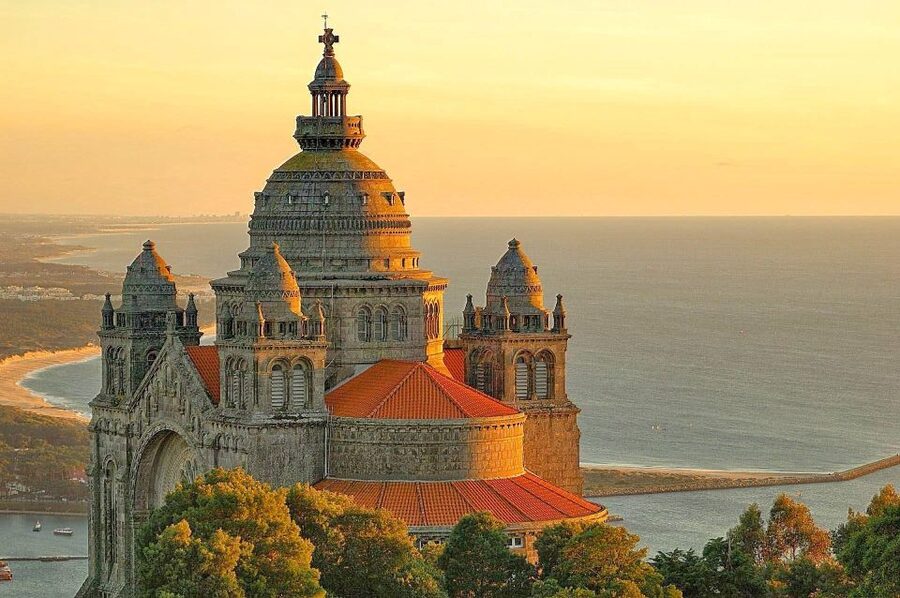 Porto: Day Trip to Santiago de Compostela - Santiago de Compostela, UNESCO status, and the pilgrimage pull