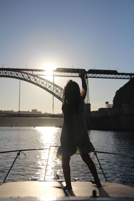 Porto - Douro Cruise with Port wine and snacks - Stop 7, Ponte de São João: keep watching, keep noticing