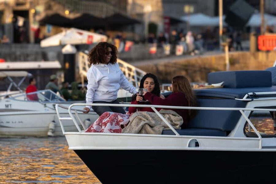 Porto: Douro private cruiser (only for you)6 bridges/sunset - Should you book this Porto to Douro private cruiser with 6 bridges at sunset?