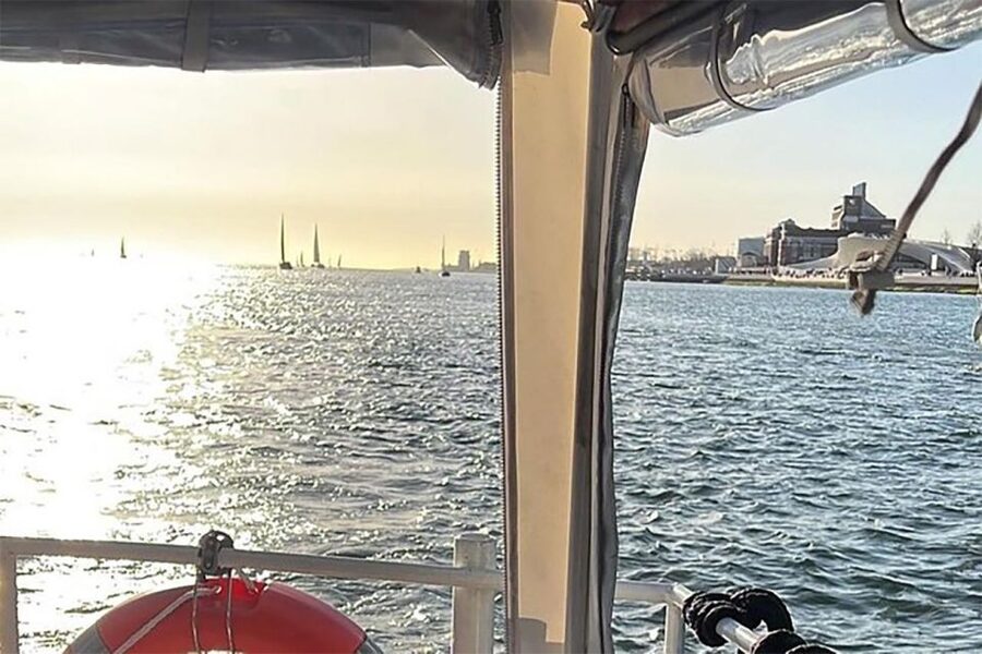 Porto: Douro private cruiser (only for you)6 bridges/sunset - Who this Douro sunset cruise fits best (and who should reconsider)
