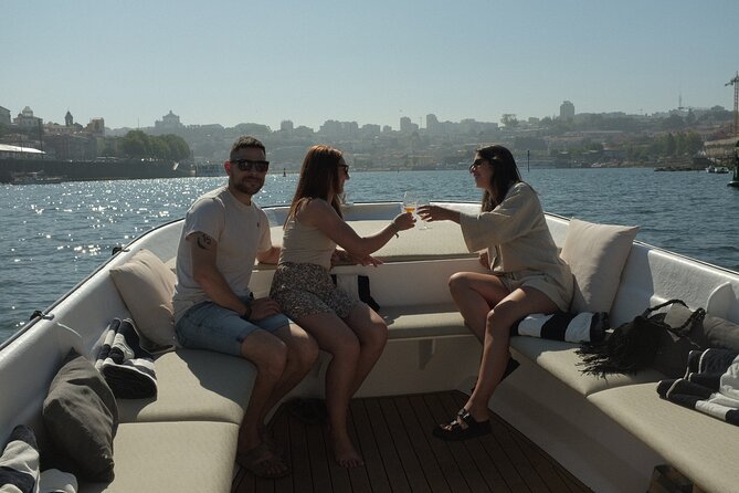 Porto: Douro River Boat Cruise with Port Wine and Snacks - Why this Douro River cruise feels more like Porto’s river boat days than a tour trap