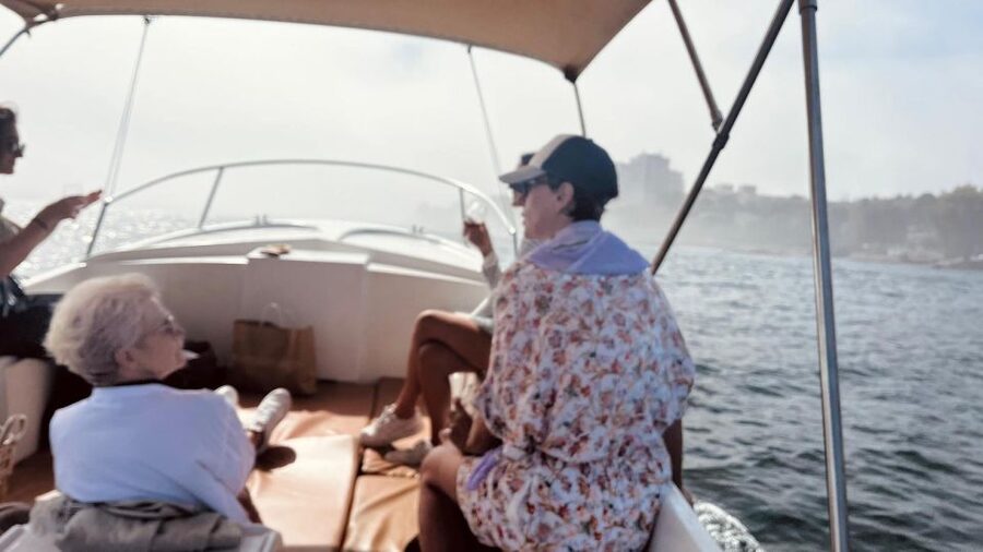 Porto: Douro River Boat Cruise with Port Wine Tasting - Ribeira to Gaia: where the tasting connects to the city