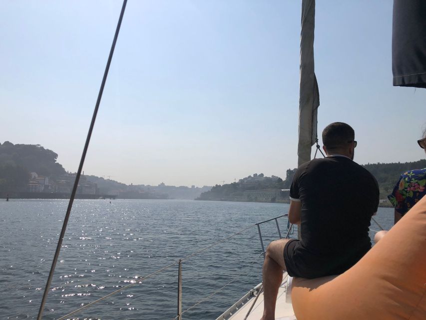 Porto Douro river boat tour or Amazing Sunset - Ponte da Arrábida and the river route that connects the dots