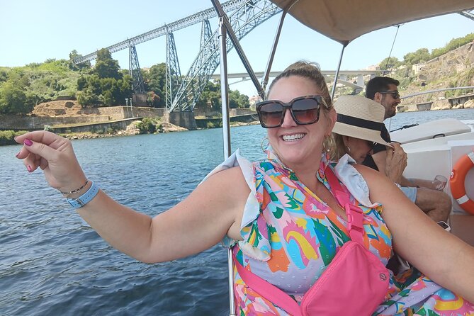 Porto:Douro River boat tour under the 6 bridges - A practical itinerary flow: Lordelo, the bridge pass, then back to town