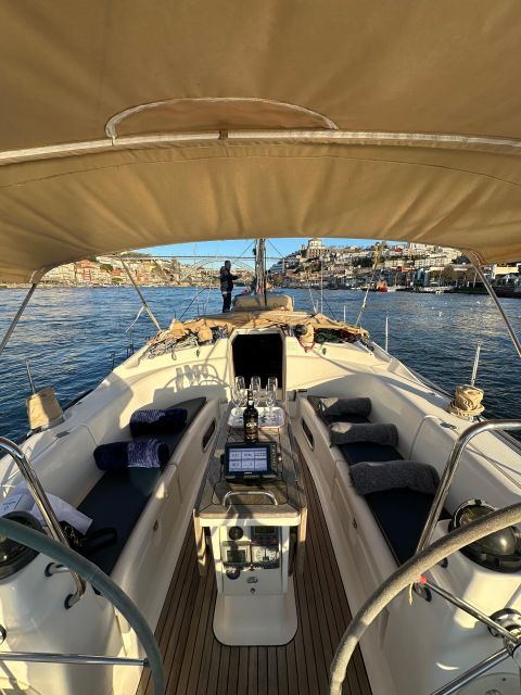 Porto: Douro river Boat tour with wine tasting (small group) - Who This Small-Group Douro Wine Boat Tour Suits Best