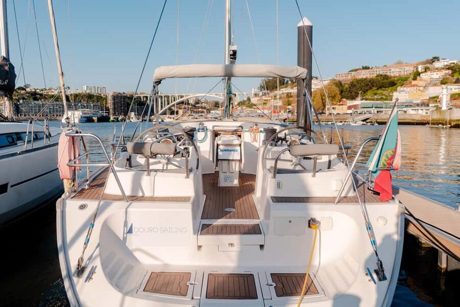 Porto Douro River Cruise: Sunny Day & Peaceful Sunset - Getting to Marina da Afurada, the logistics that actually matter