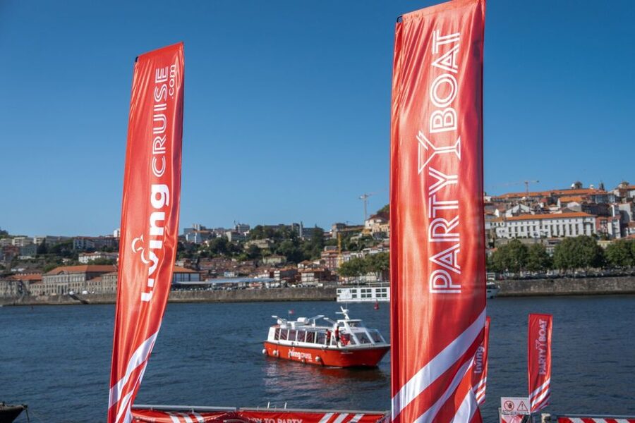Porto: Douro River Party Boat with Sunset Option & 6 Bridges - Price and Value for a 2-Hour Porto Evening