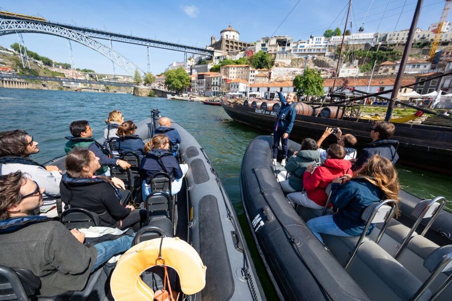 Porto: Douro River Speedboat Tour - Photo Stops That Actually Help You Remember Porto