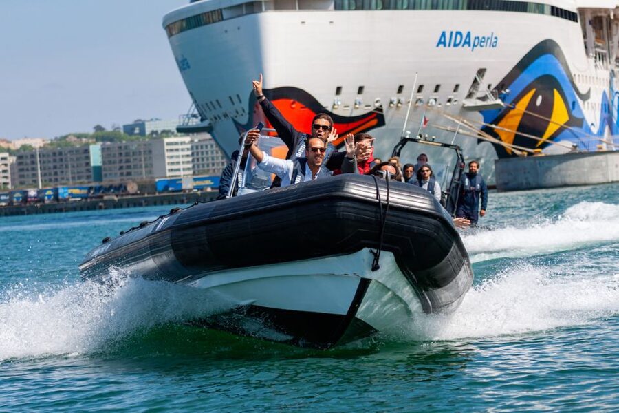 Porto: Douro River Speedboat Tour - Ribeira and Gaia: Seeing the Riverfront Up Close