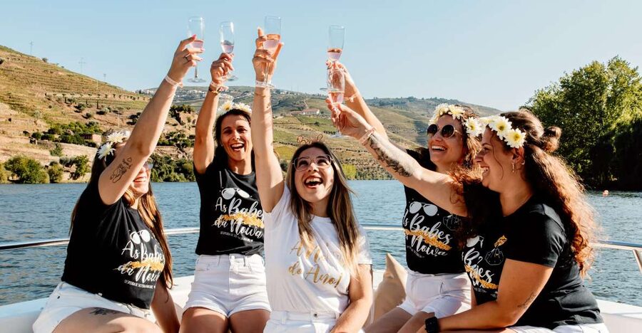 Porto: Douro Valley Full-Day Boat, Train, and Lunch Tour - Key points worth knowing