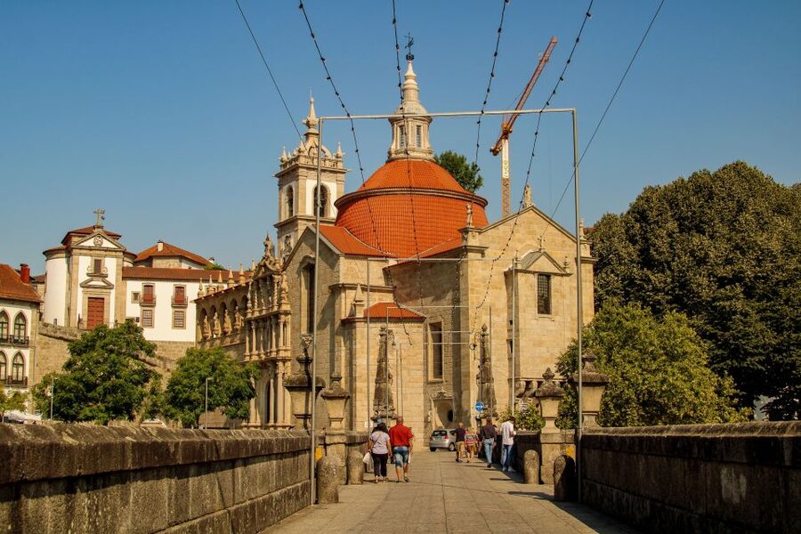 Porto: Douro Valley History & Wine Tour with Cruise & Lunch - Quinta visits and Port tastings: what you learn and how you taste
