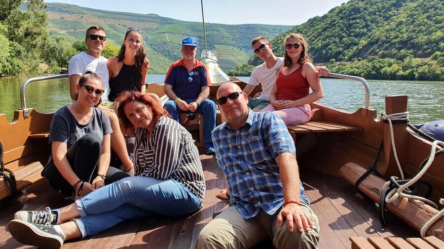 Porto: Douro Valley Tour W/ Wine Taste, Boat Cruise & Lunch - Getting started in Porto: pickup, timing, and comfort