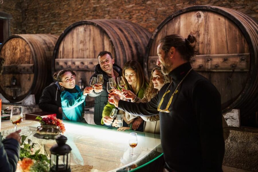 Porto: Douro Valley Tour with 2 Wineries, Lunch and Cruise - From Porto at 8am to Favaios: the small-group approach that actually matters