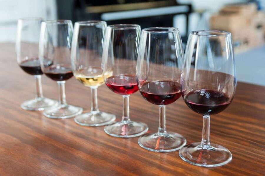 Porto: Douro Valley Wine Tour - Lunch in the Valley: When Food Actually Matters on a Wine Day