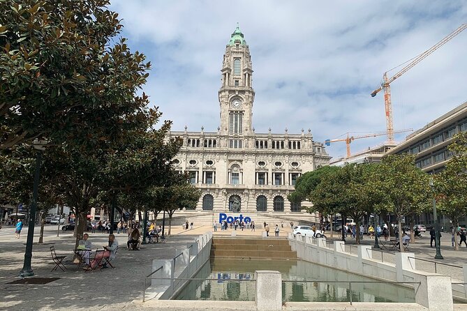 Porto Downtown and Sightseeing Bike Tour - Green Pockets of Porto: Parks and Gardens in the Middle of Sightseeing