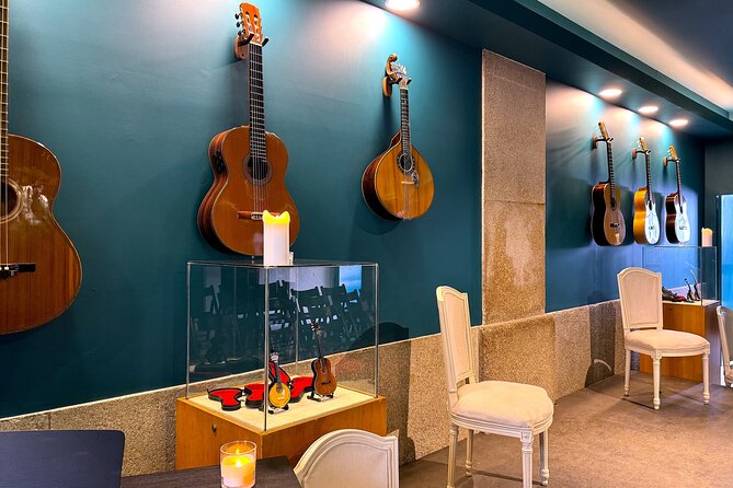 Porto : Fado and Porto Wine Show at the Trinity Noble Hall - FAQ