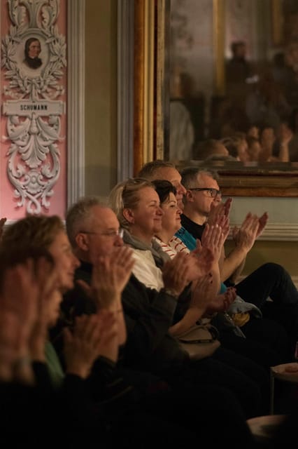Porto: Fado Concert in Porto's Most Beautiful House - What happens during the 1-hour Fado concert